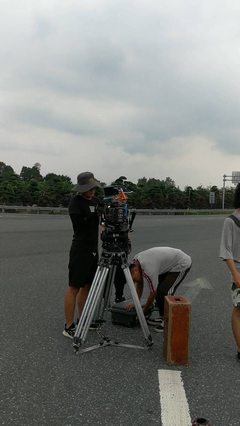 红岗区TVC拍摄公司：唤醒集体记忆，构建跨代际沟通桥梁